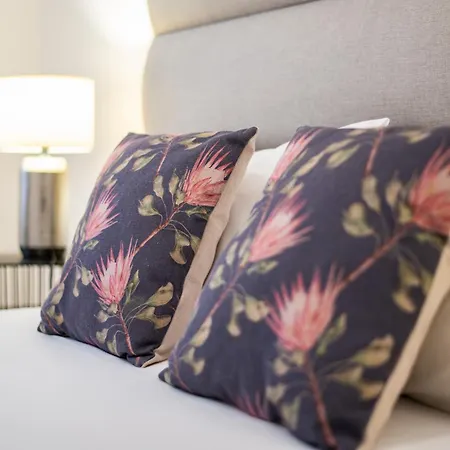 Green Island City Apartment