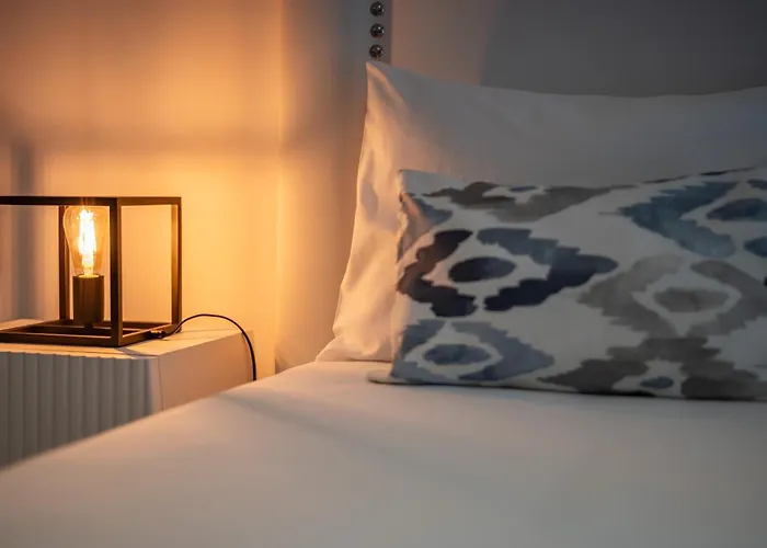 Green Island City Apartment *